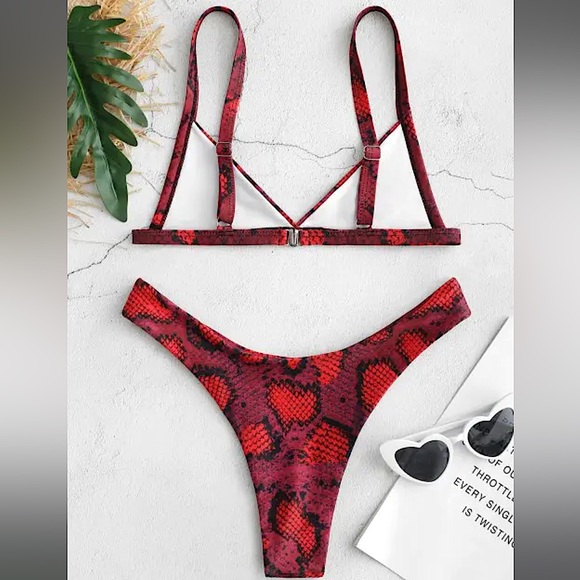 Zaful Women’s Snakeskin Print Bikini - Picture 2 of 9